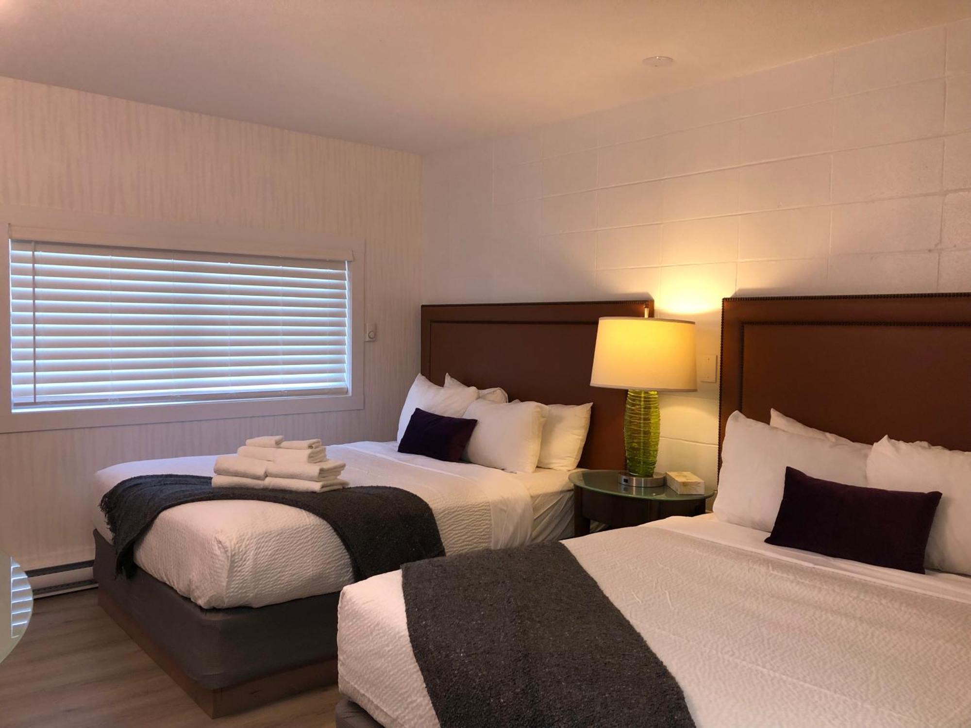 Motel The Spot 2*